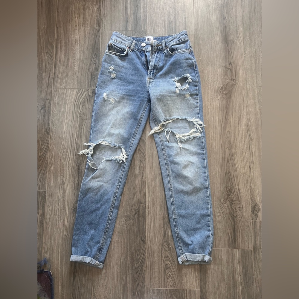 Urban Outfitters mom rise jeans. Brand new. Never worn.
